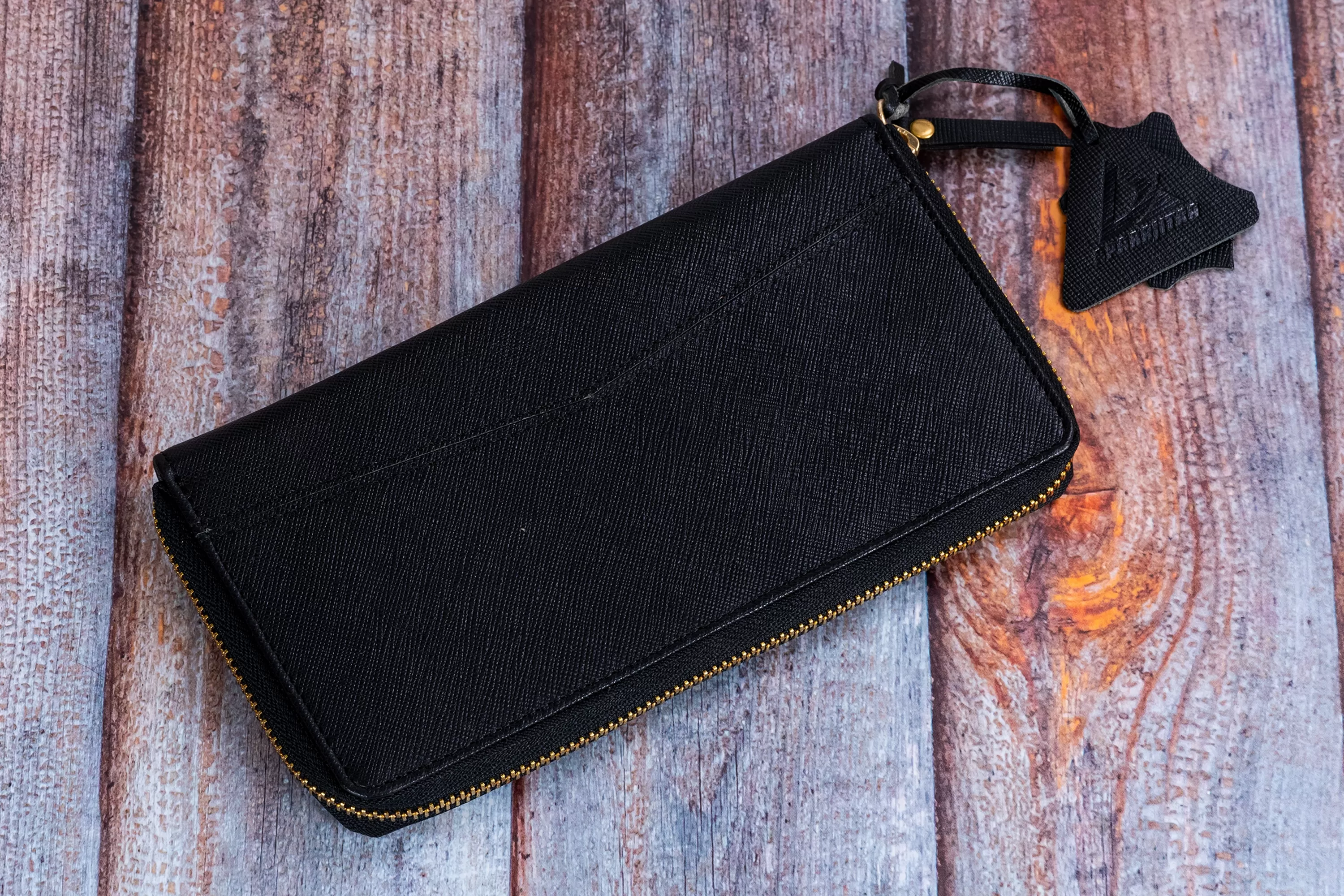 Black Bold the clutch bag